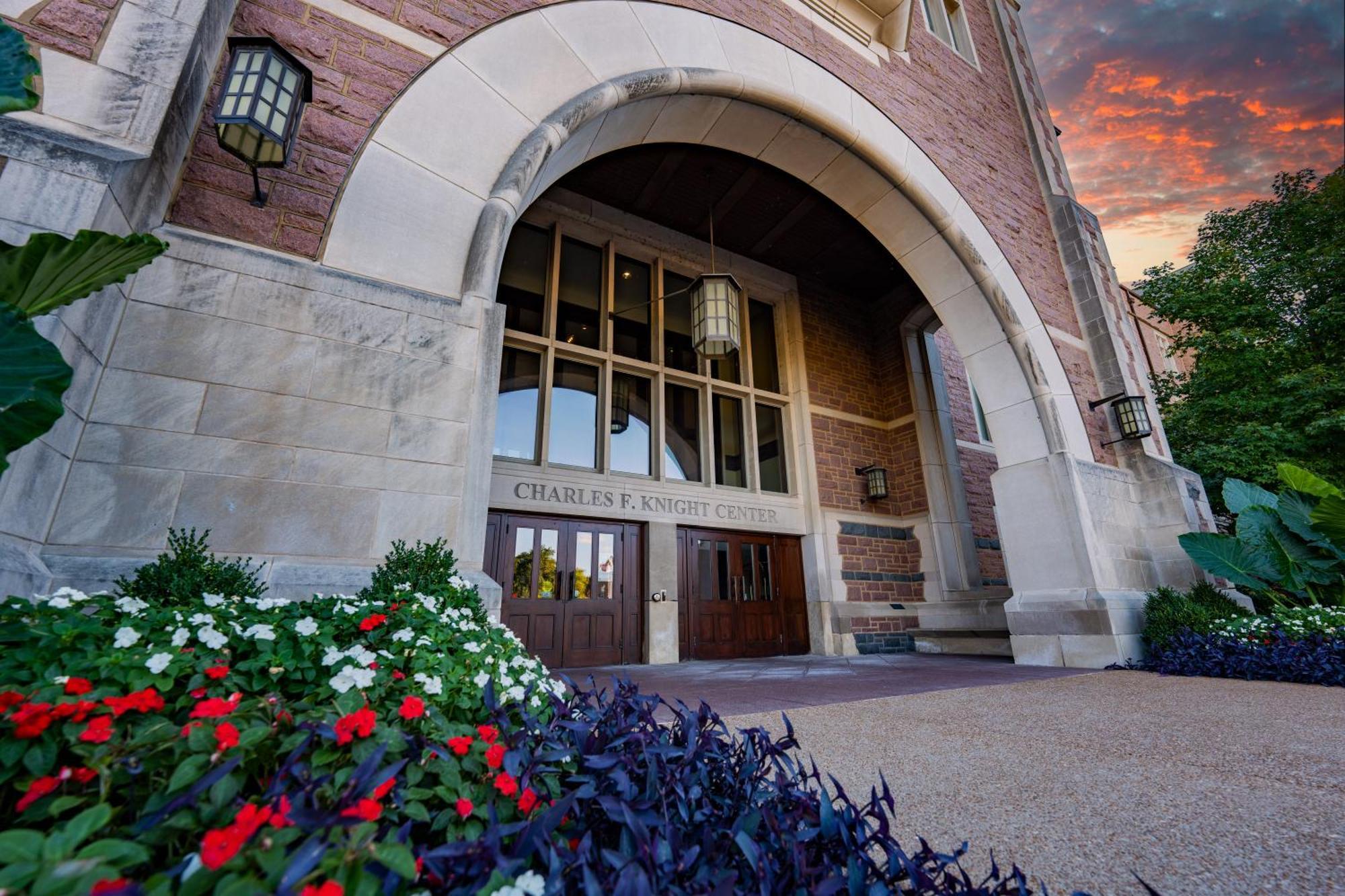 The Knight Center At Washington University ユニバーシティ エクステリア 写真